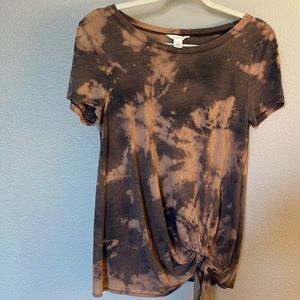 Size small Caslon, reverse, tie-dye by Candy, geode style!